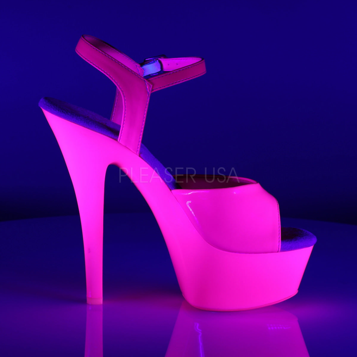 Maken Chunky Heels Round Toe Platform Block Pumps - Hot Pink Patent in Sexy  Heels & Platforms - $100.31
